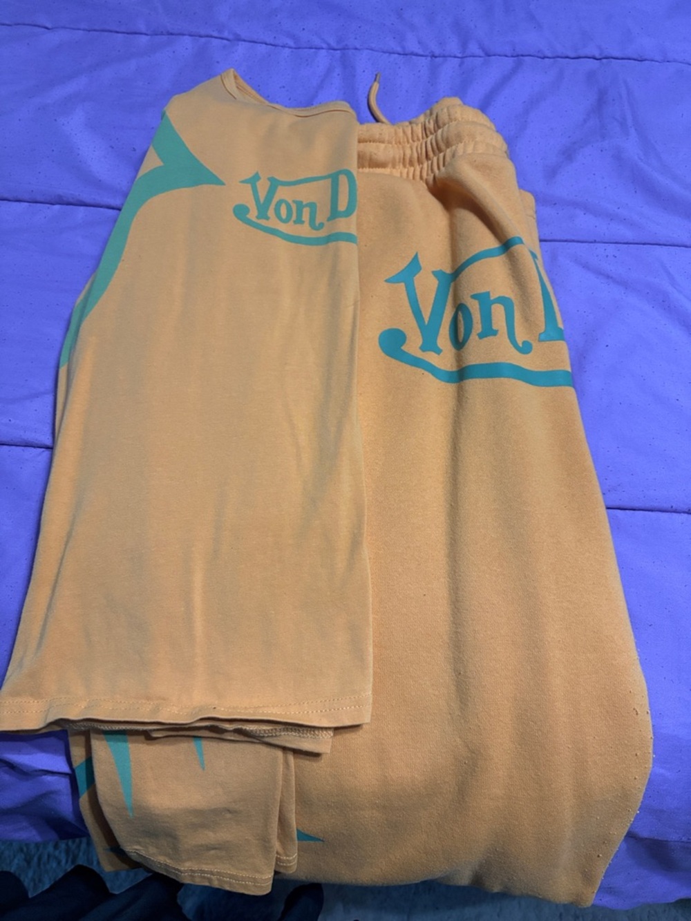 Von Dutch Orange & Teal Set